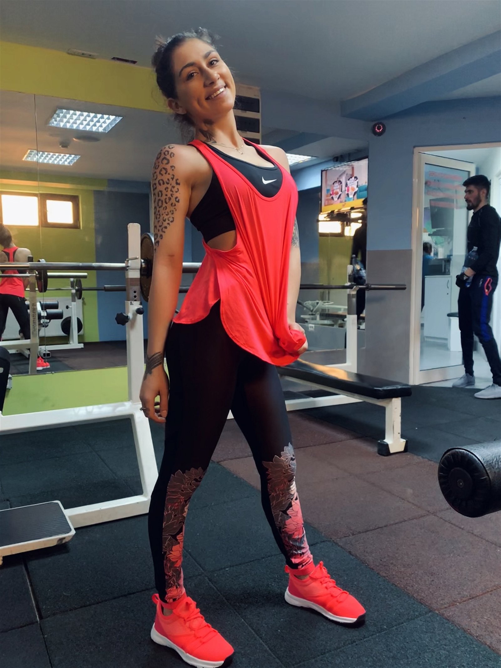 Photo by Aysha Rosse with the username @AyshaRosse, who is a star user,  February 24, 2020 at 3:05 PM. The post is about the topic GYM SLUTS and the text says 'I ❤️ GYM ! #Sharesome #SharesomeLove #Hotgirl #Brunette #Tatto #Pretty #Adorable'
