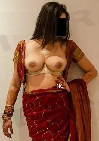 Photo by jon227 with the username @jon227,  December 13, 2021 at 6:54 AM. The post is about the topic Indian Sexy Women