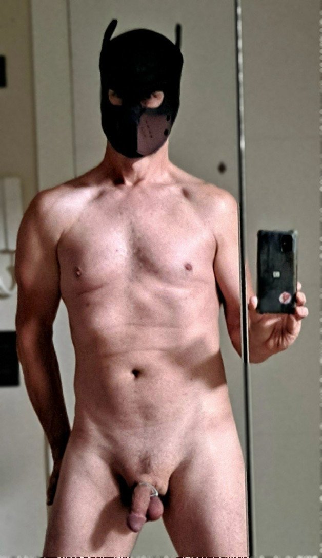 Photo by lomaxlomax with the username @lomaxlomax, who is a verified user,  June 2, 2023 at 2:39 PM. The post is about the topic Fetish Zone and the text says 'kinky selfie'