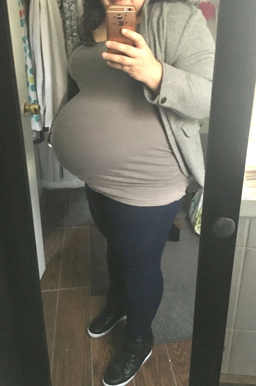 Photo by preggoalways with the username @preggoalways,  March 1, 2017 at 9:14 PM and the text says 'Some pics i haven&rsquo;t shared prior to this , enjoy !!!!! #preggoalways  #preggo  #pregnacy  #pregnant'