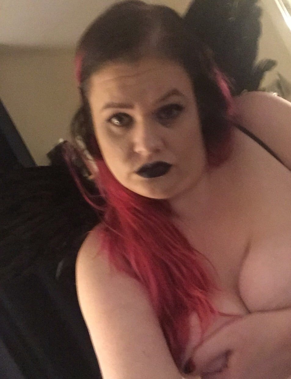 Photo by LittleDirtyBirdy with the username @LittleDirtyBirdy, who is a star user,  December 25, 2018 at 6:25 AM. The post is about the topic Amateurs and the text says 'I just uploaded a messy blowjob video while wearing this outfit to my ManyVids! I think I look friggin adorable'