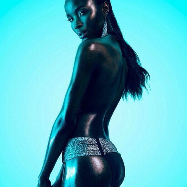Photo by Yesyeahwow with the username @Yesyeahwow,  May 29, 2014 at 12:53 PM and the text says 'eroticnoire:

Black onyx 

#eroticpoet #eroticwriter #eroticauthor #blackerotica 
#blacktumblr #MrE #poet #poetry
#africanqueen #blackwomen #blackness #black #ebony #african #afro #naturalhair
#afrocentric #blacklove #eroticnoire #blackcouples #blackart..'
