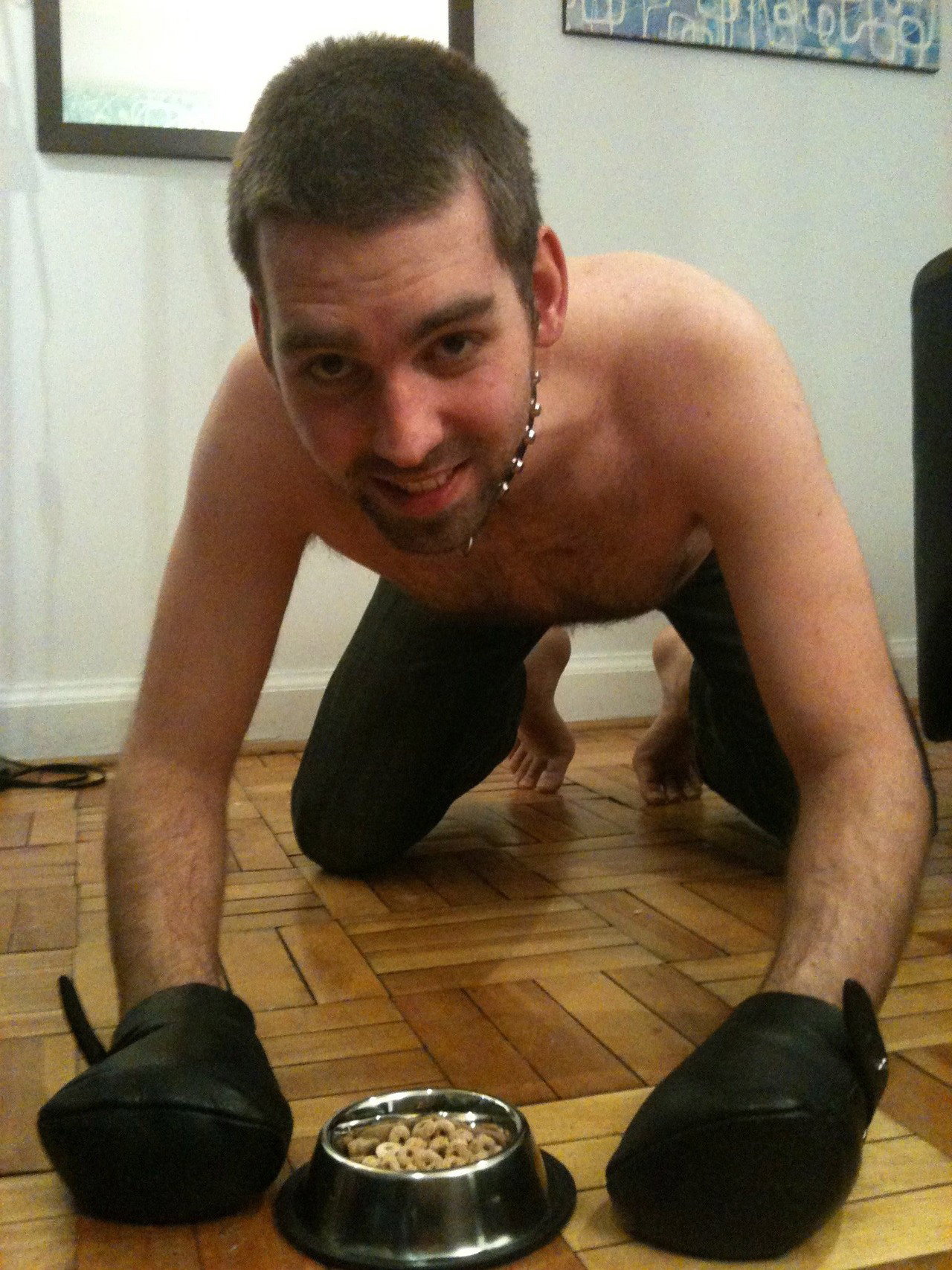 Photo by pup4play with the username @pup4play, who is a verified user,  July 18, 2012 at 11:13 AM and the text says '@gregnaked #gregnaked'