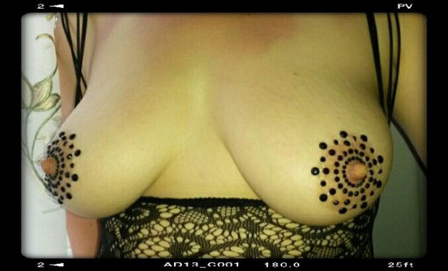 Photo by alierotic2 with the username @alierotic2,  February 17, 2017 at 8:58 PM and the text says '1 Pair Women Sexy Adhesive Nipple Covers Petals Breast and Sticker Cross Shape 2 Colors Emptied Chest Petals
Buyer: AliExpress Shopper
Via: http://www.aliexpress.com/item//32660350938.html #1  #pair  #women  #adhesive  #nipple  #covers  #petals  #breast..'