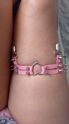 Photo by alierotic2 with the username @alierotic2,  March 2, 2018 at 6:40 PM and the text says 'Rock Pub Girl Garter Belt 2017 Rivets Harajuku Women Punk Leg Ring Thigh Harness Heart Garter Adjustable Size for women sexy toy
Buyer: L***o
Via: http://www.aliexpress.com/item//32360964437.html #rock  #pub  #girl  #garter  #belt  #rivets  #harajuku..'