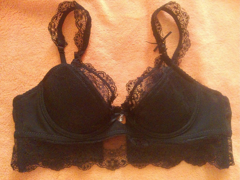 Photo by alierotic2 with the username @alierotic2,  January 13, 2016 at 10:40 AM and the text says 'French high-end brand sexy T-pants romantic temptation lace bra set young women underwear set push up lade bra and panty set
Buyer: Valeriya V.
Via: http://www.aliexpress.com/item//32369409361.html #French  #high-end  #brand  #sexy  #T-pants  #romantic..'