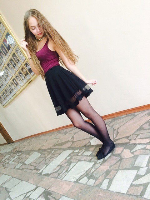 Photo by alierotic2 with the username @alierotic2,  November 16, 2016 at 9:32 PM and the text says 'Fashion Grid Design women skirt elastic faldas ladies midi skirt  Sexy Girls mini Pleated skirts saias Korea clothes
Buyer: Vasilina K.
Via: http://www.aliexpress.com/item//32374717747.html #fashion  #grid  #design  #women  #skirt  #elastic  #faldas..'