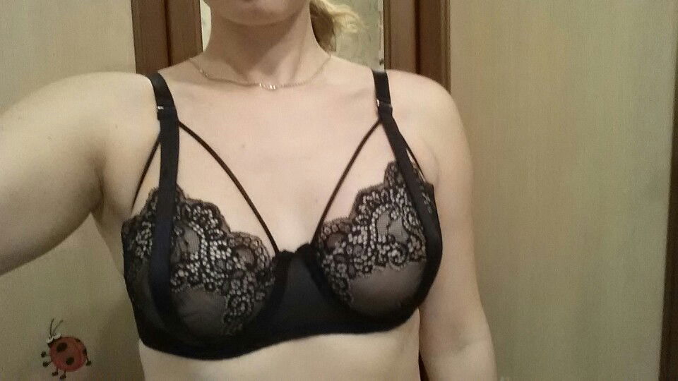 Photo by alierotic2 with the username @alierotic2,  February 12, 2016 at 5:15 PM and the text says 'Lilah Lace Bra Cut Out Unlined Bralette Fashion Cage Brassiere Cute Crop Top Sexy Intimate Underwear Black
Buyer: Tatiana K.
Via: http://www.aliexpress.com/item//32525988750.html #lilah  #lace  #bra  #cut  #out  #unlined  #bralette  #fashion  #cage..'