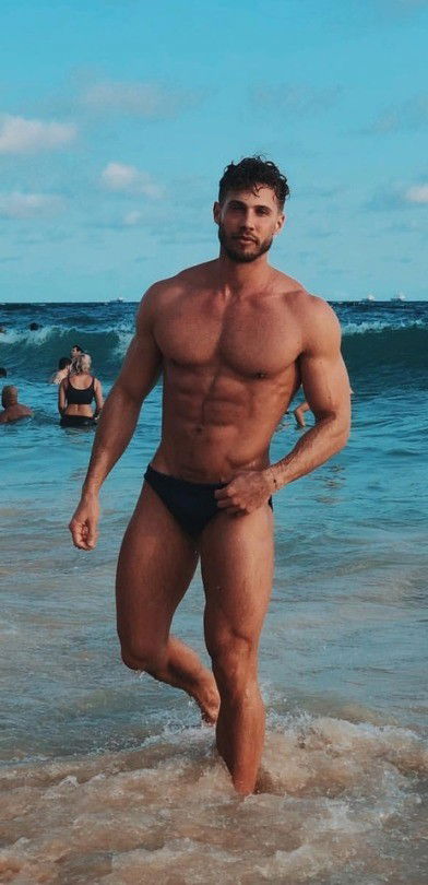 Photo by GayHunks with the username @GayHunks, who is a verified user,  January 10, 2019 at 2:06 PM. The post is about the topic Gay