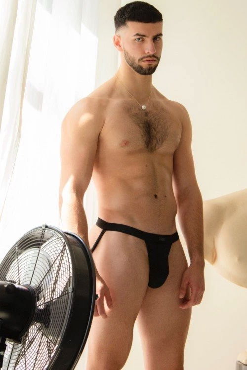 Photo by Venn with the username @venn-diagramm,  April 13, 2024 at 10:22 AM. The post is about the topic Jockstraps and the text says 'nT_3fzz39yv4p6jx3jhnbnr5tnn'