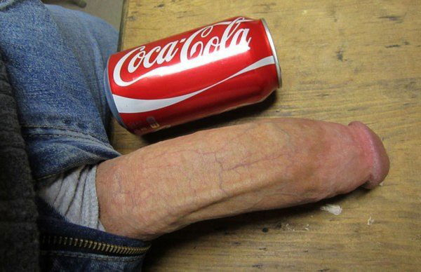 Photo by Venn with the username @venn-diagramm,  August 7, 2021 at 4:42 PM. The post is about the topic Matters of Size and the text says 'A soda can is not an official unit of measure.

Length: >5.25 in (>13.3 cm). Erect, circumcised.

nT_11120dj6qqc1bk4cfp3qbe16.jpg'