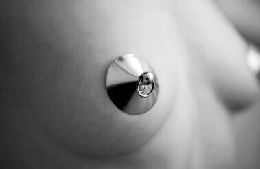 Photo by PRCNG with the username @Dda69,  December 6, 2020 at 9:23 PM. The post is about the topic Pierced Nipples