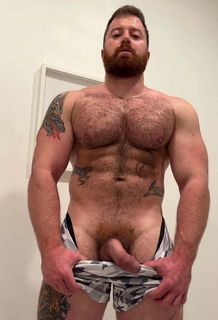 Photo by Nickplus33 with the username @Nickplus33, who is a verified user,  January 4, 2024 at 7:52 AM and the text says '#beefy #beard #chain #bear #hairy #ginger #gingerbush #dilf'