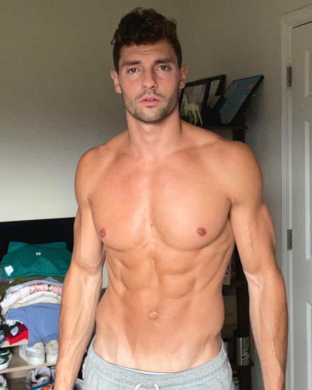 Photo by Nickplus33 with the username @Nickplus33, who is a verified user,  April 27, 2024 at 2:14 AM and the text says '#scruff  #smooth #stud #muscled'