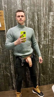 Photo by Nickplus33 with the username @Nickplus33, who is a verified user,  September 8, 2023 at 3:16 AM and the text says '#meatycock #reveal #hung #massivecock #schlong #selfies #uncut'