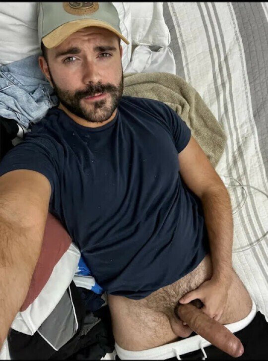 Photo by Nickplus33 with the username @Nickplus33, who is a verified user,  September 30, 2023 at 5:58 AM and the text says '#caps #youngdilf #dilf #hung #schlong #massivecock #uncut'