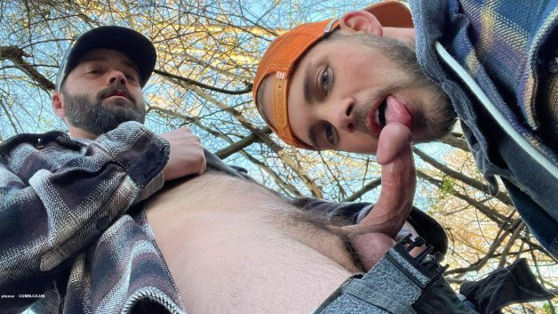 Photo by Nickplus33 with the username @Nickplus33, who is a verified user,  April 29, 2024 at 2:34 AM and the text says '#outdoorcruising #caps #otter  #cocksucking #BJ #beard #youngdilf'