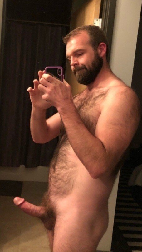 Photo by Nickplus33 with the username @Nickplus33, who is a verified user,  January 11, 2019 at 1:21 AM. The post is about the topic hairybearygaydaddies