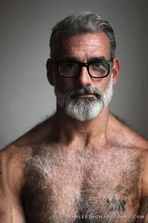 Photo by Nickplus33 with the username @Nickplus33, who is a verified user,  April 1, 2024 at 3:30 AM and the text says '#daddy #specs #hairy #beard'