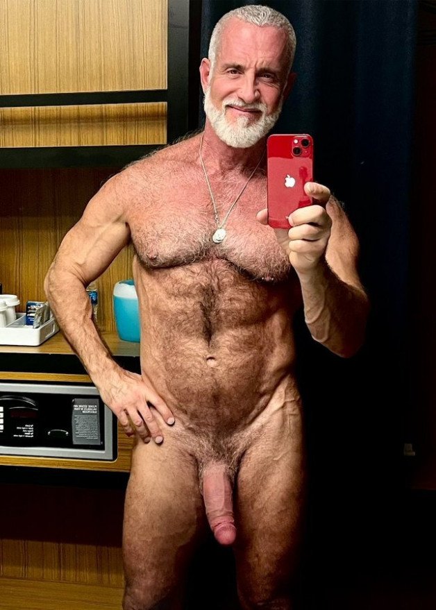 Photo by Nickplus33 with the username @Nickplus33, who is a verified user,  December 2, 2023 at 5:04 AM and the text says '#selfies #coltonford #obsession #hung #chain #hairy #toned'