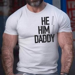 Photo by Nickplus33 with the username @Nickplus33, who is a verified user,  March 8, 2024 at 6:33 AM and the text says '#daddy #muscled #beard #hairy #chain'