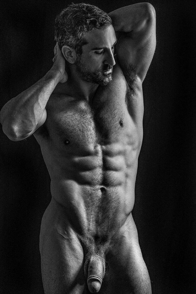 Photo by Nickplus33 with the username @Nickplus33, who is a verified user,  January 5, 2024 at 7:37 AM and the text says '#muscled #daddy #obsession #bw #hairy #trimmed #scruff #HunterX #hung #thickdick'