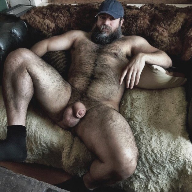 Photo by Nickplus33 with the username @Nickplus33, who is a verified user,  July 31, 2019 at 3:43 AM. The post is about the topic hairybearygaydaddies