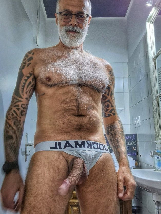 Photo by Nickplus33 with the username @Nickplus33, who is a verified user,  February 29, 2024 at 4:20 AM and the text says '#granddaddy #beard #hairy #ink #beard #specks #longdick #veiny'