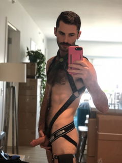 Photo by Nickplus33 with the username @Nickplus33, who is a verified user,  August 4, 2019 at 5:43 AM. The post is about the topic hairybearygaydaddies