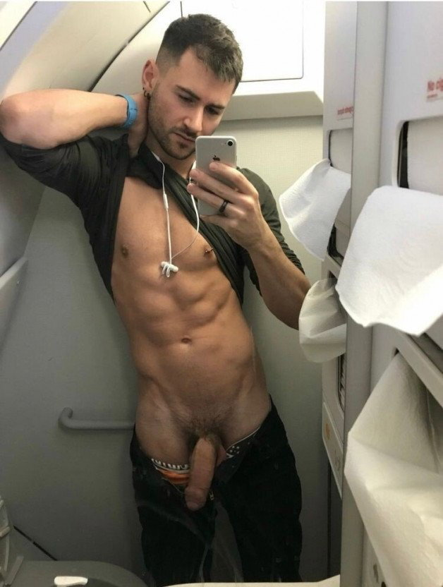 Photo by Nickplus33 with the username @Nickplus33, who is a verified user,  April 21, 2024 at 4:02 AM and the text says '#milehighclub #hung #reveal #scruff  #otter  #toned #uncut  #thickdick #hung'