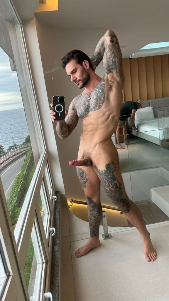 Photo by Nickplus33 with the username @Nickplus33, who is a verified user,  April 23, 2024 at 1:33 AM and the text says '#selfie #toned #spear #ink #chain #scruff  #youngdilf #hung'