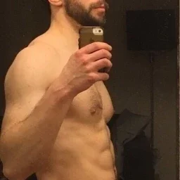 Photo by Nickplus33 with the username @Nickplus33, who is a verified user,  April 15, 2024 at 1:34 AM and the text says '#selfie #toned #beard #youngdilf #toned #spear'
