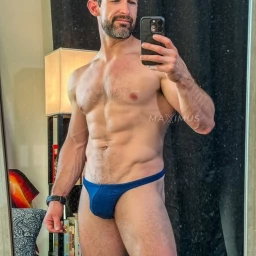 Photo by Nickplus33 with the username @Nickplus33, who is a verified user,  May 5, 2024 at 3:00 AM and the text says '#muscled #selfie #dilf #daddy #Maximus #obsession #beard'