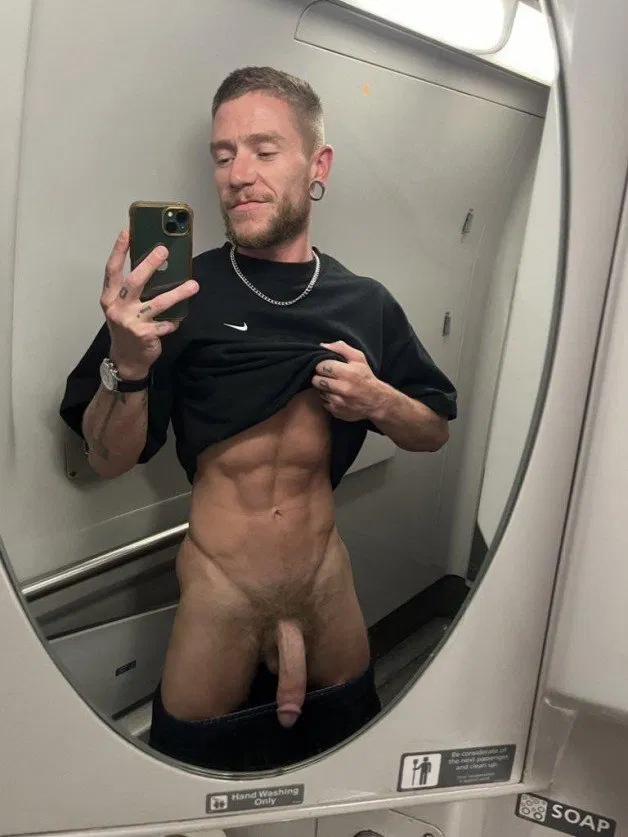 Photo by Nickplus33 with the username @Nickplus33, who is a verified user,  July 12, 2024 at 2:40 AM and the text says '#selfie #hung #longdick #bush #thickbush #beard #chain  #schlong  #otter'