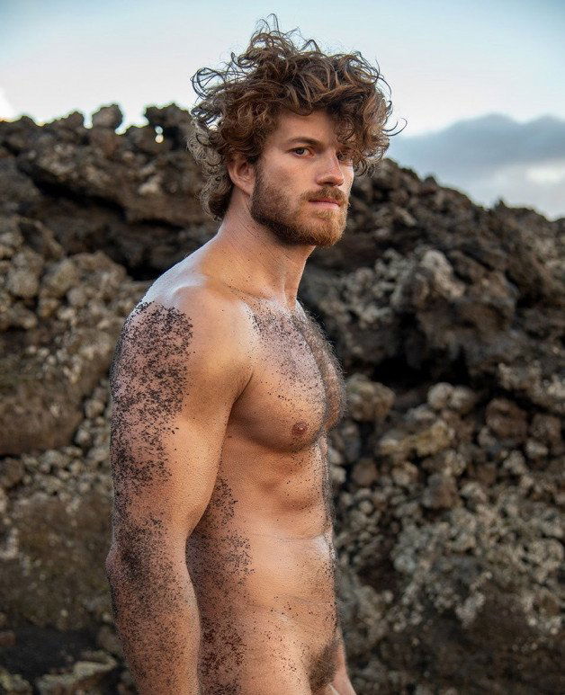 Photo by Nickplus33 with the username @Nickplus33, who is a verified user,  January 10, 2024 at 8:05 AM and the text says '#otter  #toned #emanuele #obsession #hairy #bush #beard #ginger'