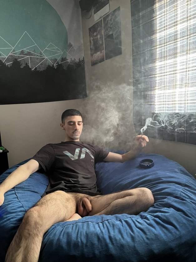 Photo by Nickplus33 with the username @Nickplus33, who is a verified user,  May 29, 2024 at 2:15 AM and the text says '#manspread  #balls #uncut  #otter  #trimmed  #joint'