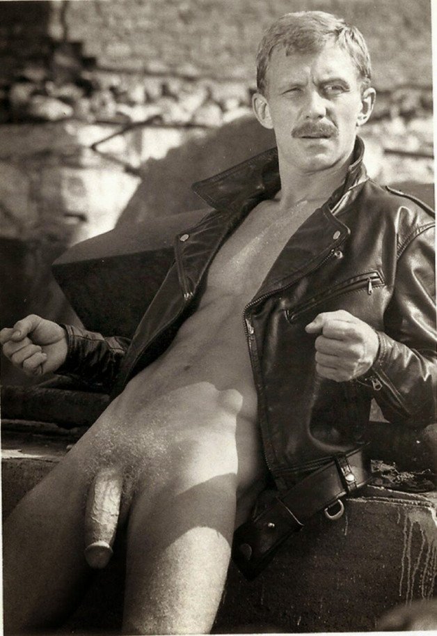 Photo by Nickplus33 with the username @Nickplus33, who is a verified user,  December 14, 2023 at 7:01 AM and the text says '#vintage #dilf #stache #thickbush #bush #hung #schlong #daddy #leather'