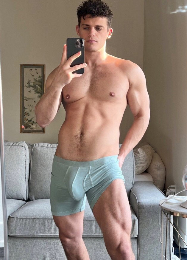 Watch the Photo by Nickplus33 with the username @Nickplus33, who is a verified user, posted on February 13, 2024 and the text says '#bulge #twink #muscled #selfie'