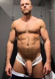 Shared Photo by Nickplus33 with the username @Nickplus33, who is a verified user,  May 16, 2024 at 3:16 PM. The post is about the topic Gay men's foreskin