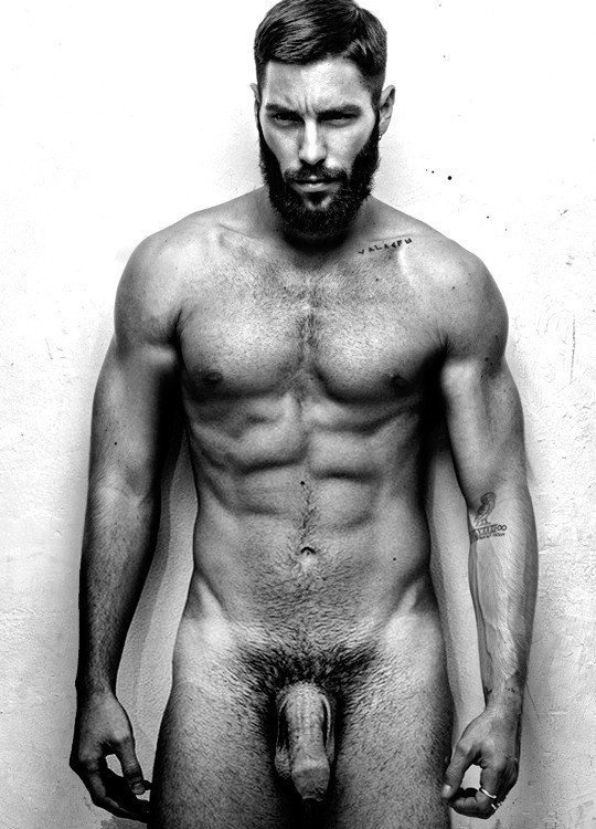 Photo by Nickplus33 with the username @Nickplus33, who is a verified user,  October 27, 2023 at 8:07 AM and the text says '#bw #dilf #toned #beard #bush #hung'