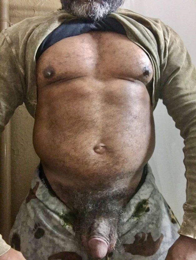 Photo by Nickplus33 with the username @Nickplus33, who is a verified user,  May 2, 2024 at 3:20 AM and the text says '#hairy #beefy #daddy #reveal #thickdick #thickbush'