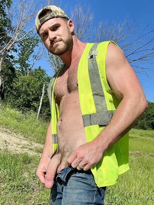 Photo by Nickplus33 with the username @Nickplus33, who is a verified user,  June 25, 2024 at 2:03 AM and the text says '#caps #reveal #trimmed  #beard #outdoorcruising #dilf #tradie #hung #DL #band'