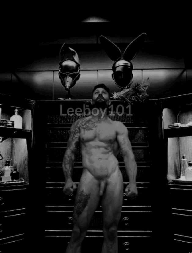 Album by Nickplus33 with the username @Nickplus33, who is a verified user,  December 19, 2023 at 4:12 AM and the text says '#SHchatbud #onlinecruisier #bw #muscled #dilf'