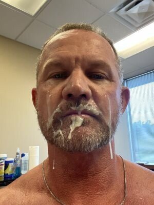 Photo by Nickplus33 with the username @Nickplus33, who is a verified user,  April 27, 2024 at 2:24 AM and the text says '#cumfacial #beard #cummybeard #dilf #daddy #chain #cum'