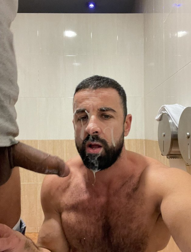 Photo by Nickplus33 with the username @Nickplus33, who is a verified user,  February 14, 2024 at 3:00 AM and the text says '#cruising #daddy #dilf #beard #cummybeard #cumfacial #stall #wc #hung #uncut  #cum'