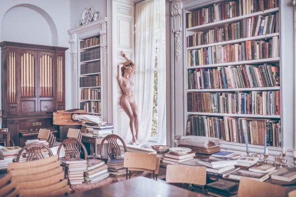 Watch the Photo by youngandtightest with the username @youngandtightest, posted on August 27, 2019. The post is about the topic Bookish Girls.