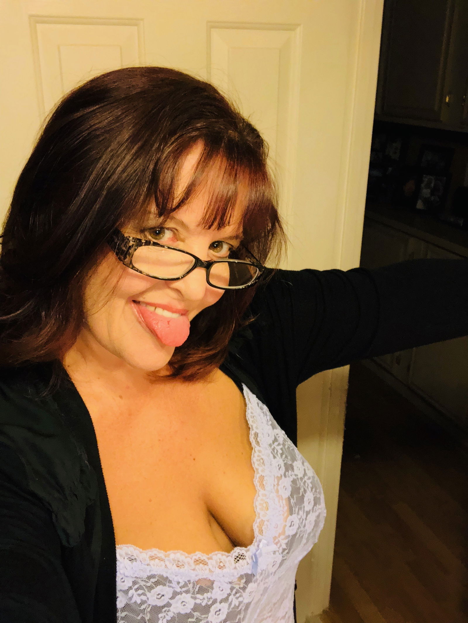 Photo by Carefreehotwife with the username @Carefreehotwife,  December 26, 2018 at 6:29 PM