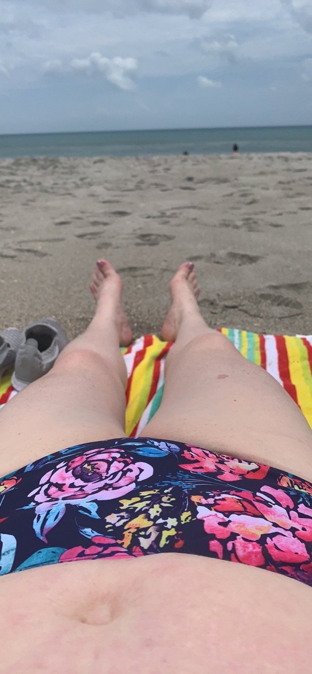 Watch the Photo by Katrina.fairbanks with the username @Katrinafairbanks, who is a verified user, posted on June 22, 2021. The post is about the topic Beach Girls. and the text says 'made it to the beach today!'