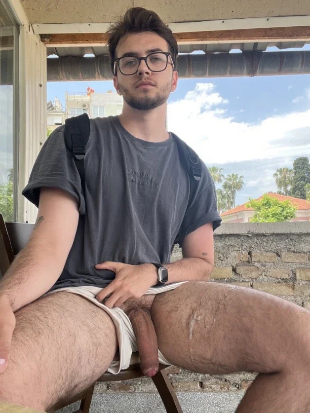 Photo by BuddyBate with the username @BuddyBate,  March 24, 2024 at 4:57 PM. The post is about the topic Man Cocks and the text says 'Imagine milking the #cum out of that for him'