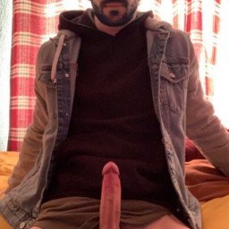 Photo by BuddyBate with the username @BuddyBate,  April 28, 2024 at 4:51 AM. The post is about the topic Dick and the text says 'I'd love to rub that and see how much he spurts'